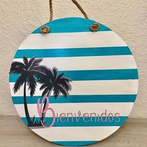 Bienvenidos Door Wood Hanger personalized 18in